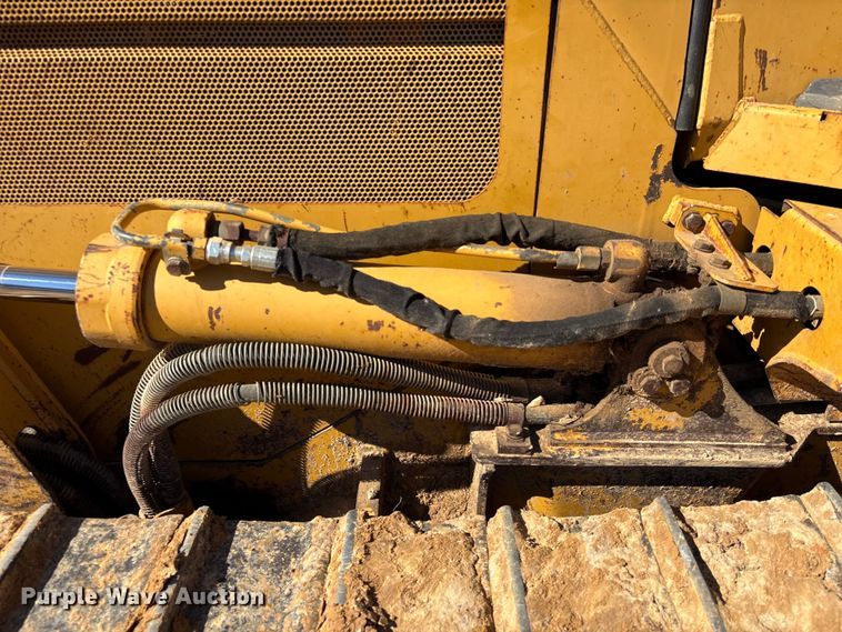 image for item EU7353 2007 Caterpillar D5G LGP dozer