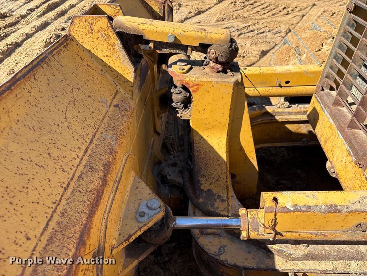 image for item EU7353 2007 Caterpillar D5G LGP dozer