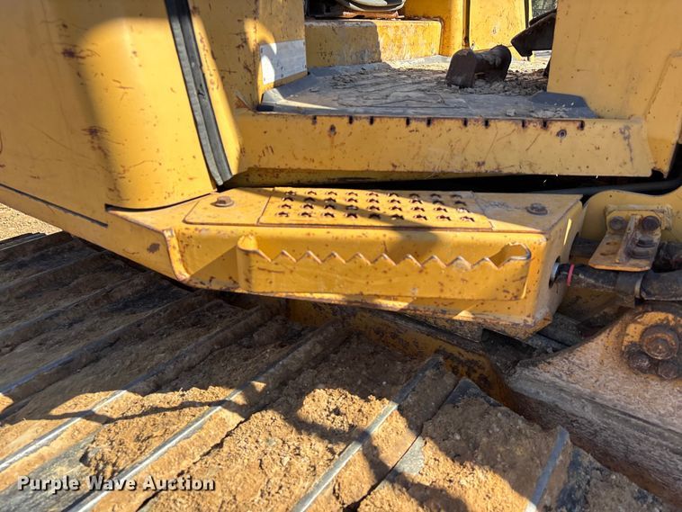 image for item EU7353 2007 Caterpillar D5G LGP dozer