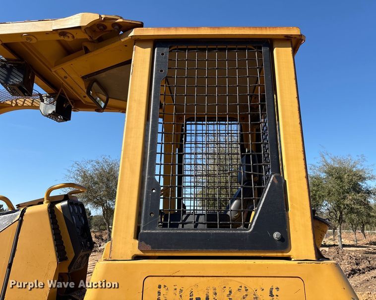 image for item EU7353 2007 Caterpillar D5G LGP dozer