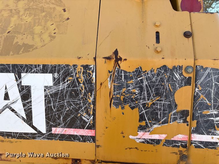 image for item EU7353 2007 Caterpillar D5G LGP dozer