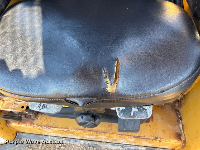 image for item EU7353 2007 Caterpillar D5G LGP dozer