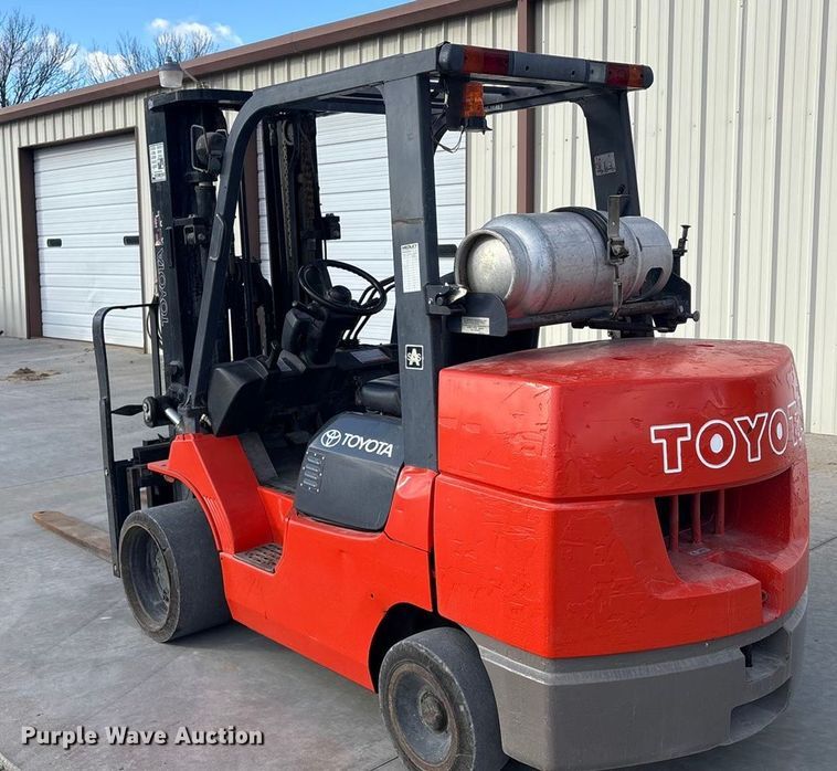 image for item EV2651 Toyota 7FGCU45 forklift
