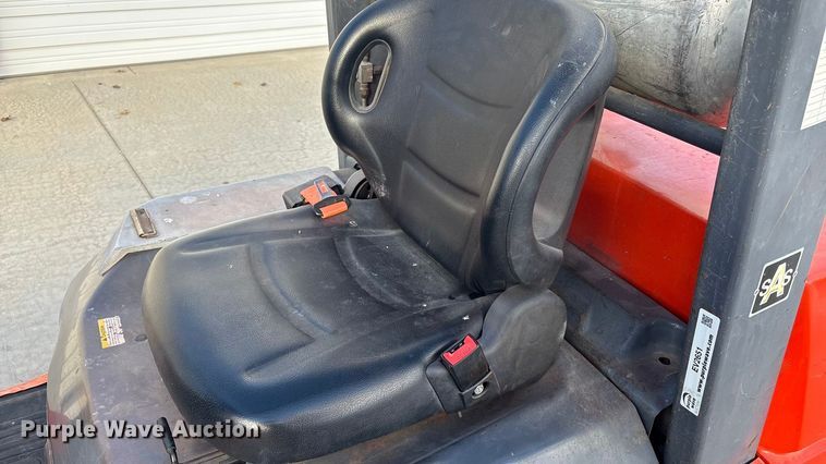 image for item EV2651 Toyota 7FGCU45 forklift