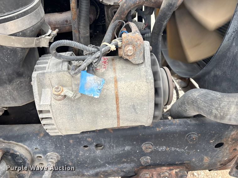 image for item EV2653 1991 Ford LTA9000 dump truck