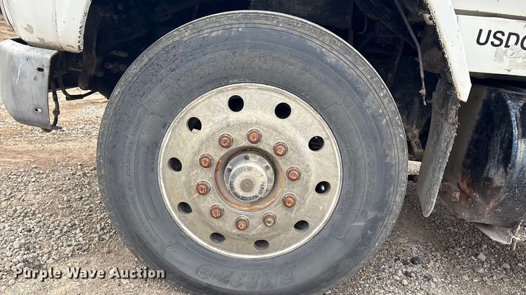 image for item EV2653 1991 Ford LTA9000 dump truck