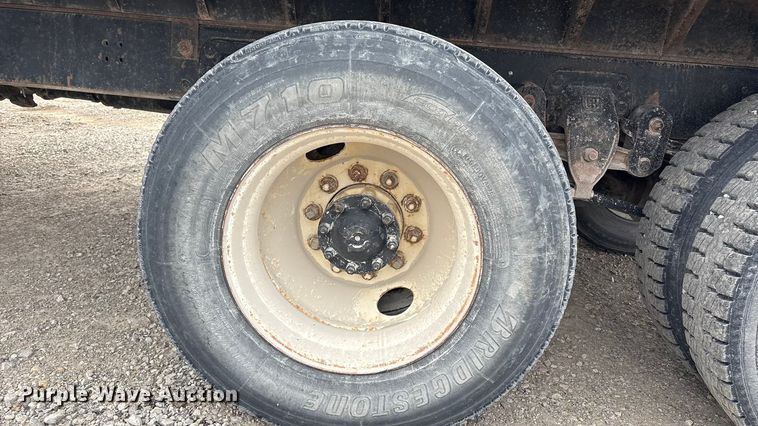 image for item EV2653 1991 Ford LTA9000 dump truck