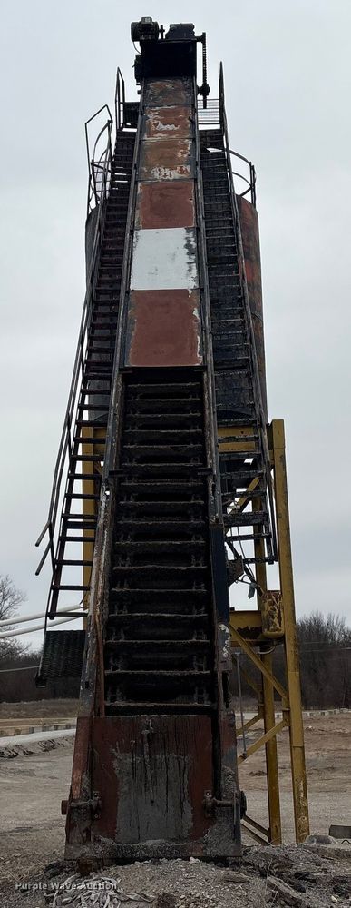 image for item EV2655 Asphalt silo