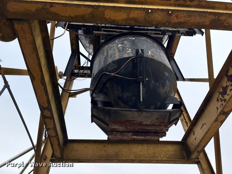 image for item EV2655 Asphalt silo