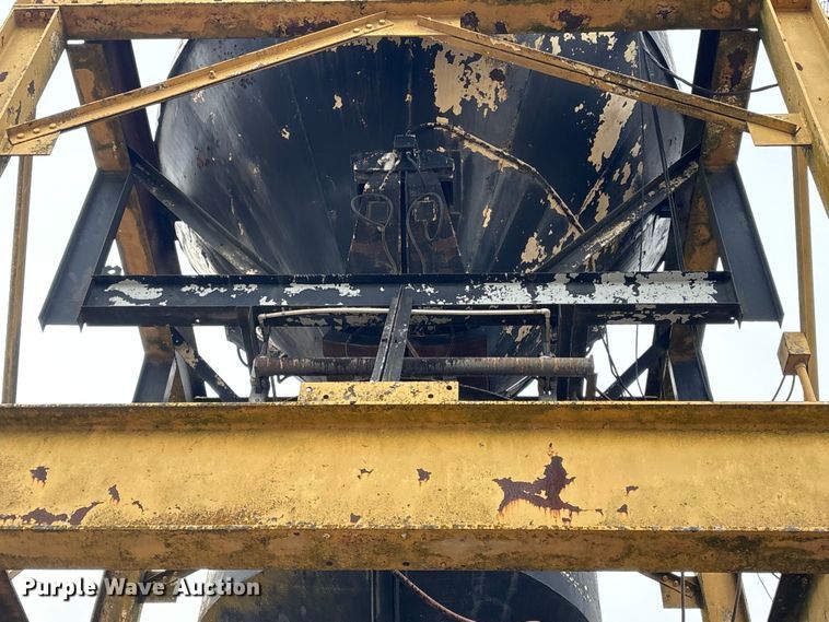 image for item EV2655 Asphalt silo