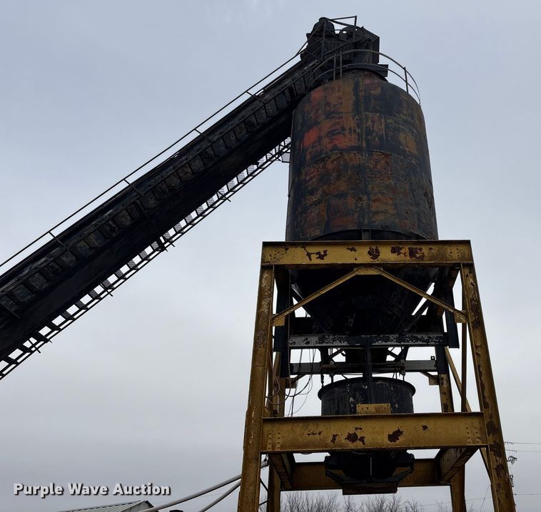 image for item EV2655 Asphalt silo
