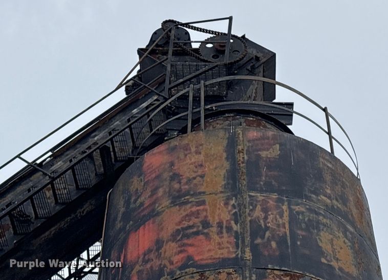 image for item EV2655 Asphalt silo