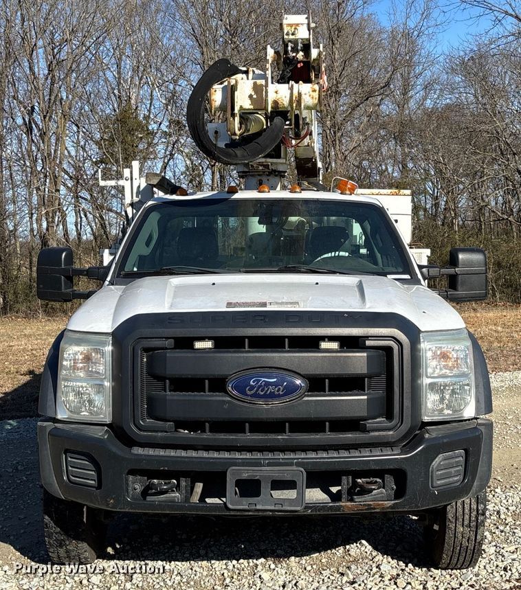 image for item EV3292 2016 Ford F550 Super Duty XL bucket truck