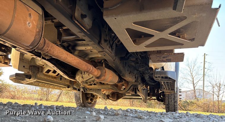 image for item EV3292 2016 Ford F550 Super Duty XL bucket truck