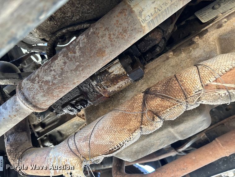 image for item EV3292 2016 Ford F550 Super Duty XL bucket truck