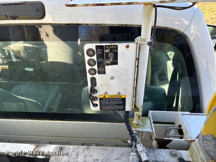 image for item EV3292 2016 Ford F550 Super Duty XL bucket truck