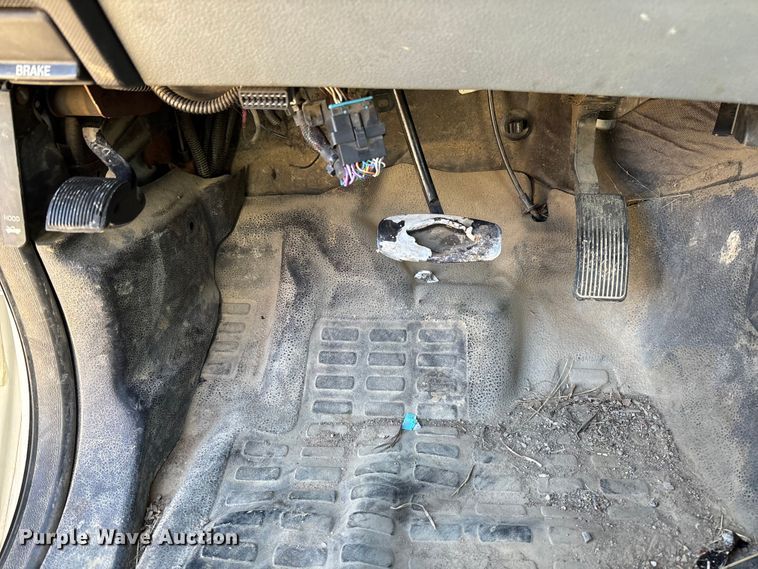 image for item EV3292 2016 Ford F550 Super Duty XL bucket truck