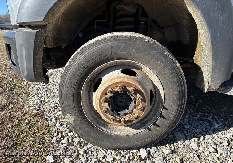 image for item EV3292 2016 Ford F550 Super Duty XL bucket truck