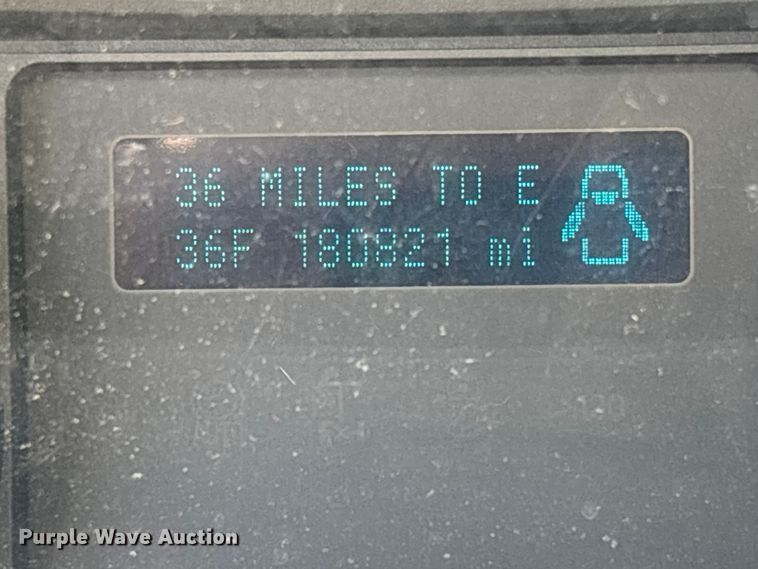 image for item EV3292 2016 Ford F550 Super Duty XL bucket truck