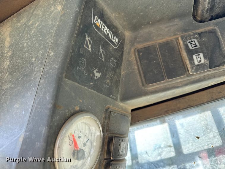 image for item EV6005 Caterpillar 259B3 tracked skid steer loader