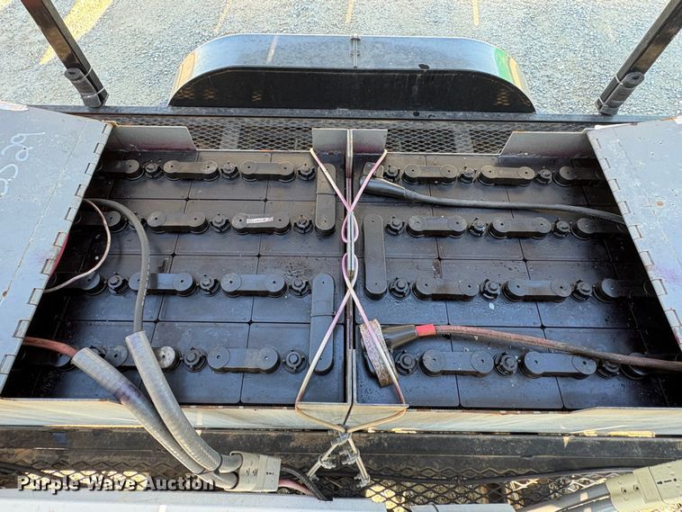 image for item EV8193 2015 Island power USA 6048-US-10 solar panel trailer