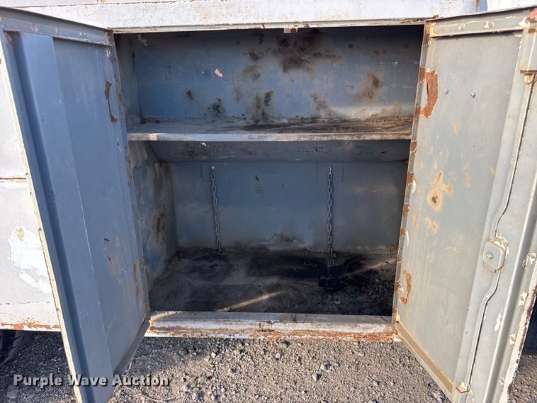 image for item FB0547 1976 Ford 800 fuel truck