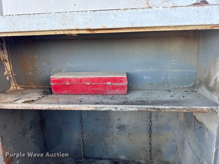 image for item FB0547 1976 Ford 800 fuel truck