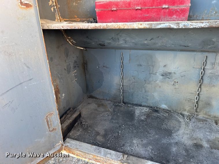 image for item FB0547 1976 Ford 800 fuel truck