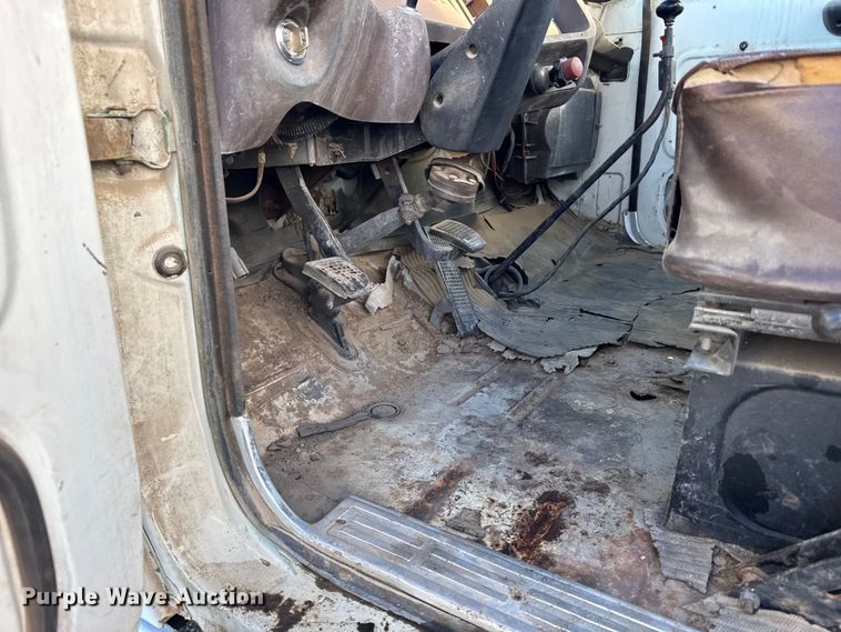 image for item FB0547 1976 Ford 800 fuel truck