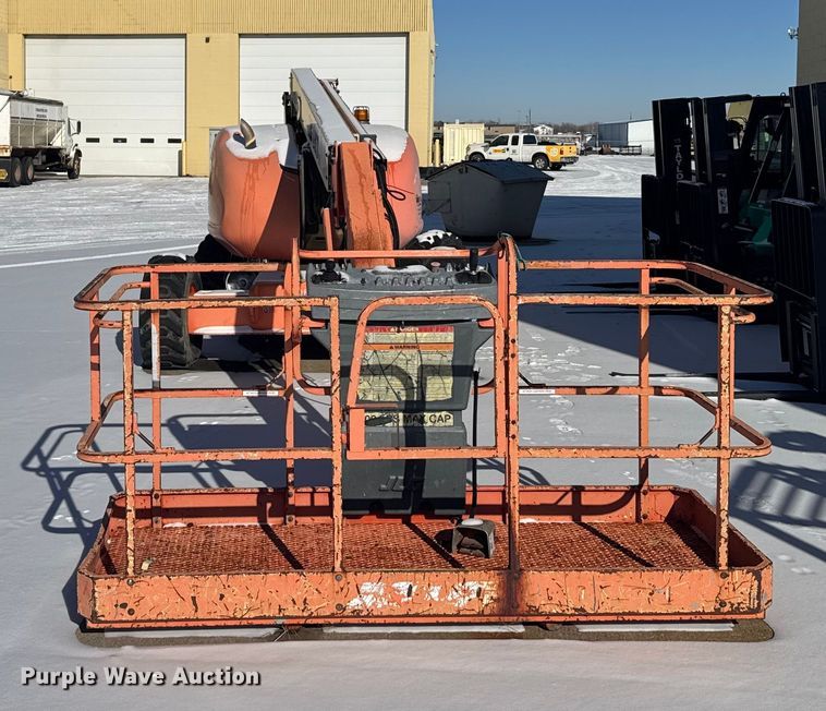 image for item FB0650 1998 JLG 600AJ boom lift