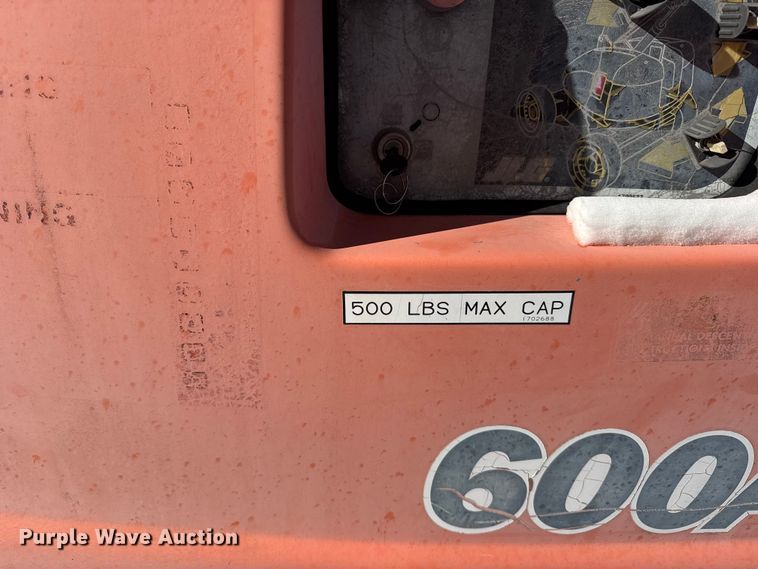 image for item FB0650 1998 JLG 600AJ boom lift