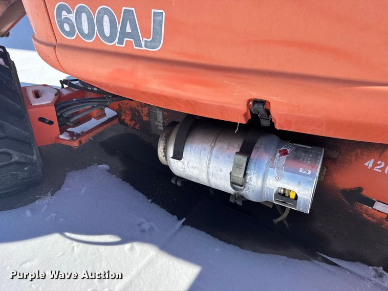 image for item FB0650 1998 JLG 600AJ boom lift
