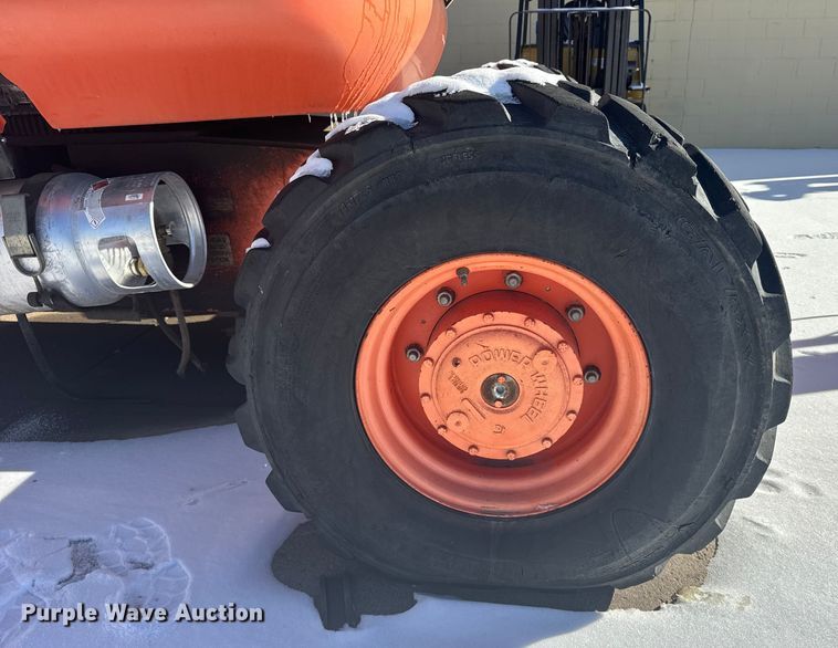 image for item FB0650 1998 JLG 600AJ boom lift