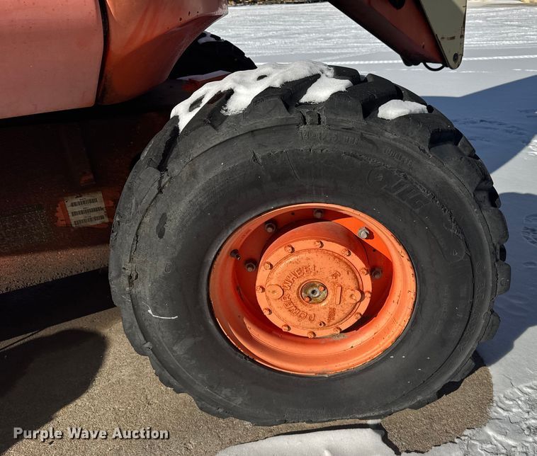 image for item FB0650 1998 JLG 600AJ boom lift