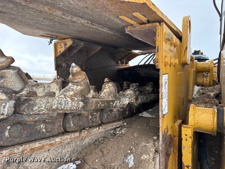 image for item FB0653 2005 Vermeer T655 commander 2 trencher