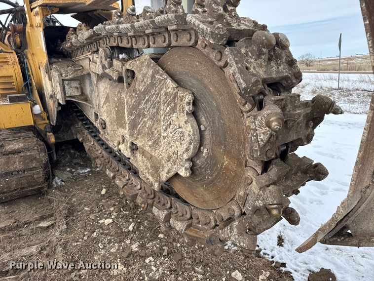 image for item FB0653 2005 Vermeer T655 commander 2 trencher