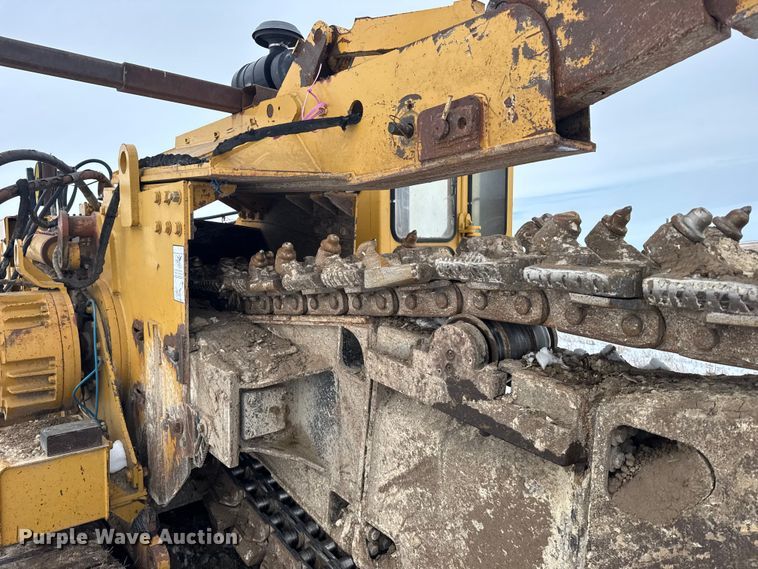 image for item FB0653 2005 Vermeer T655 commander 2 trencher