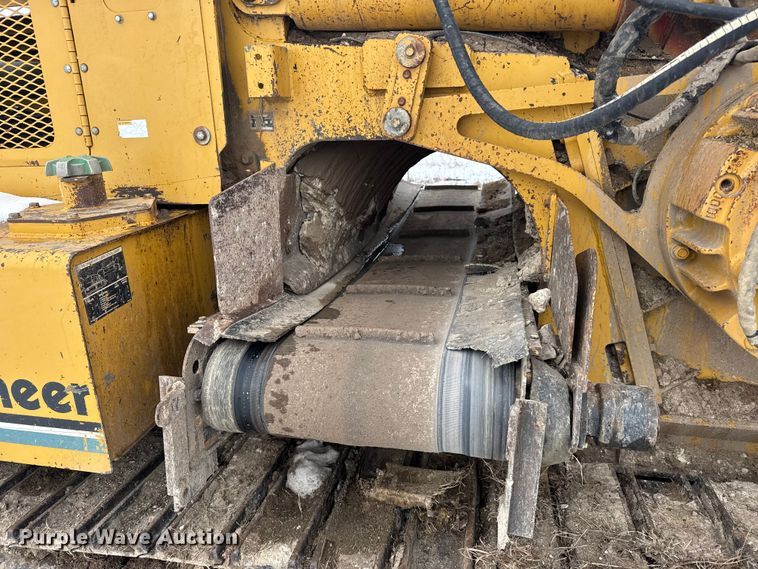 image for item FB0653 2005 Vermeer T655 commander 2 trencher