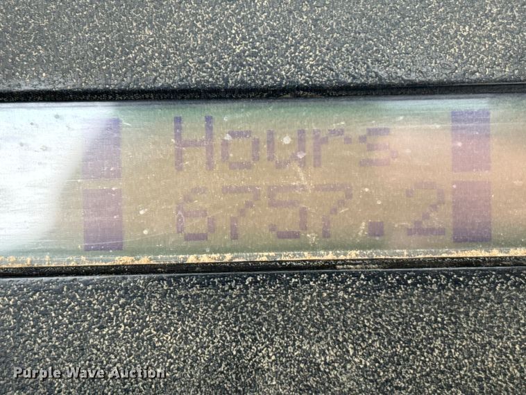 image for item FB0653 2005 Vermeer T655 commander 2 trencher