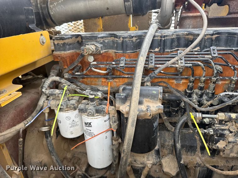 image for item FB0653 2005 Vermeer T655 commander 2 trencher