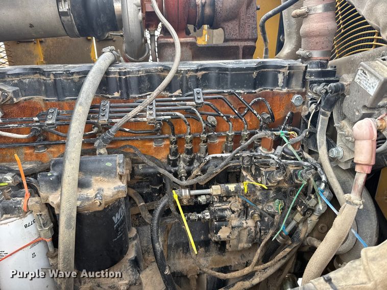 image for item FB0653 2005 Vermeer T655 commander 2 trencher