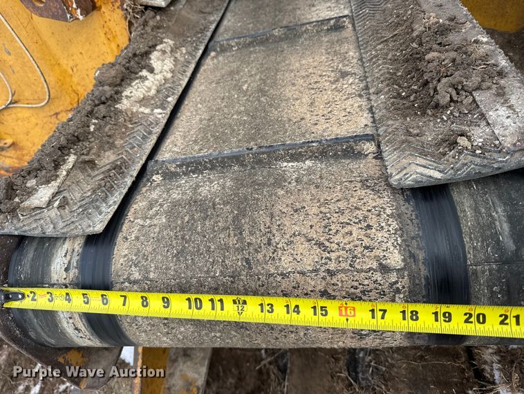 image for item FB0655 2001 Vermeer T758TR trencher