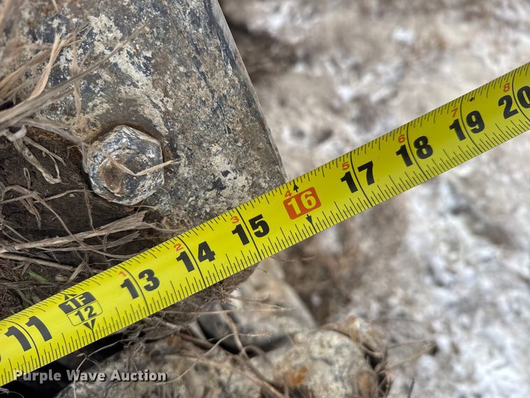 image for item FB0655 2001 Vermeer T758TR trencher