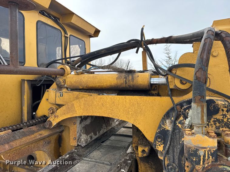 image for item FB0655 2001 Vermeer T758TR trencher