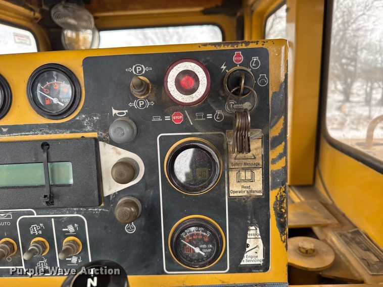 image for item FB0655 2001 Vermeer T758TR trencher