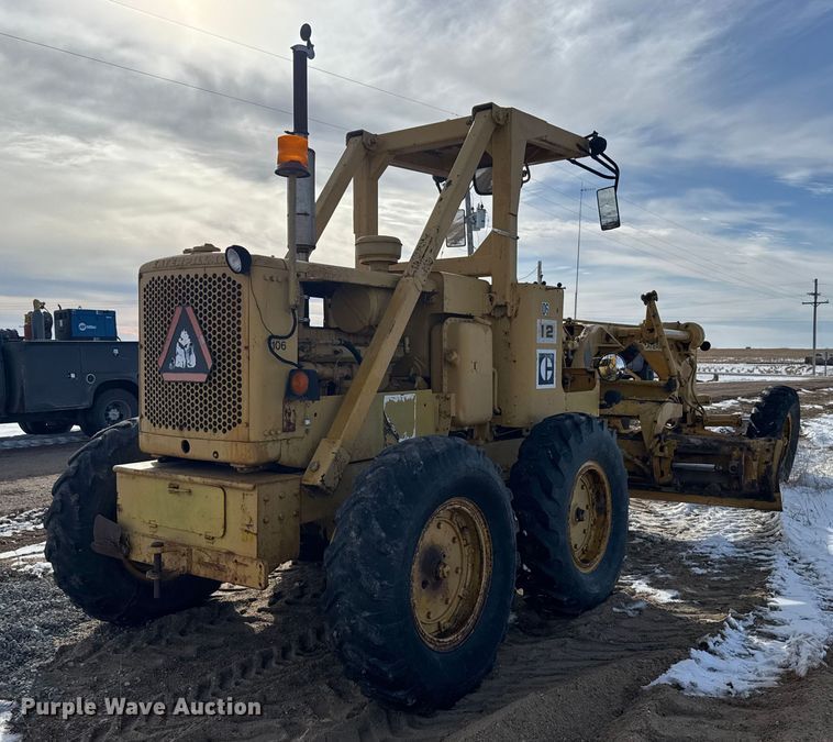 MOTOCONFORMADORA CATERPILLAR 12F 1968