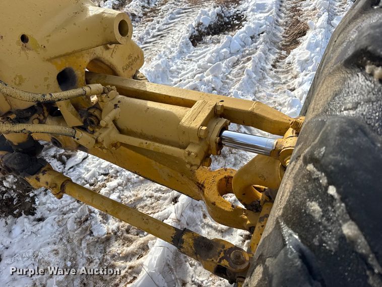 image for item FB0656 1968 Caterpillar 12F motor grader