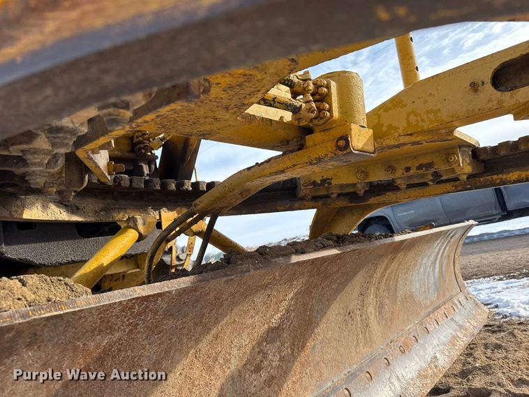 image for item FB0656 1968 Caterpillar 12F motor grader