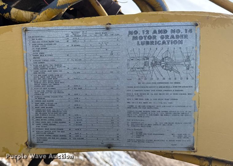 image for item FB0656 1968 Caterpillar 12F motor grader