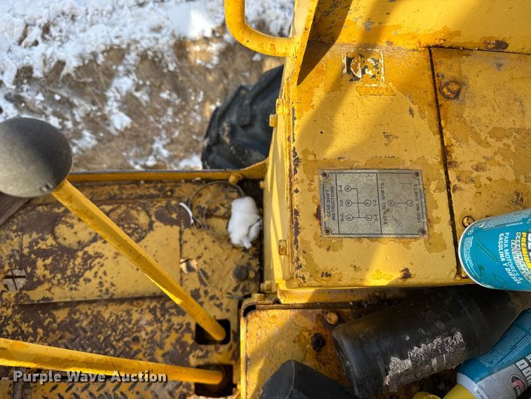 image for item FB0656 1968 Caterpillar 12F motor grader